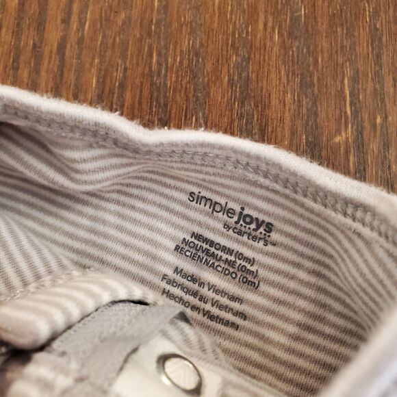 Lot of 4 Carter's NB Girls O mo Zip Rompers Stripes, Elegant, Sheep & Butterfly - Picture 3 of 12